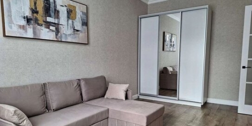 2-комн квартира 40 лет Октября пр-кт,  д. 3