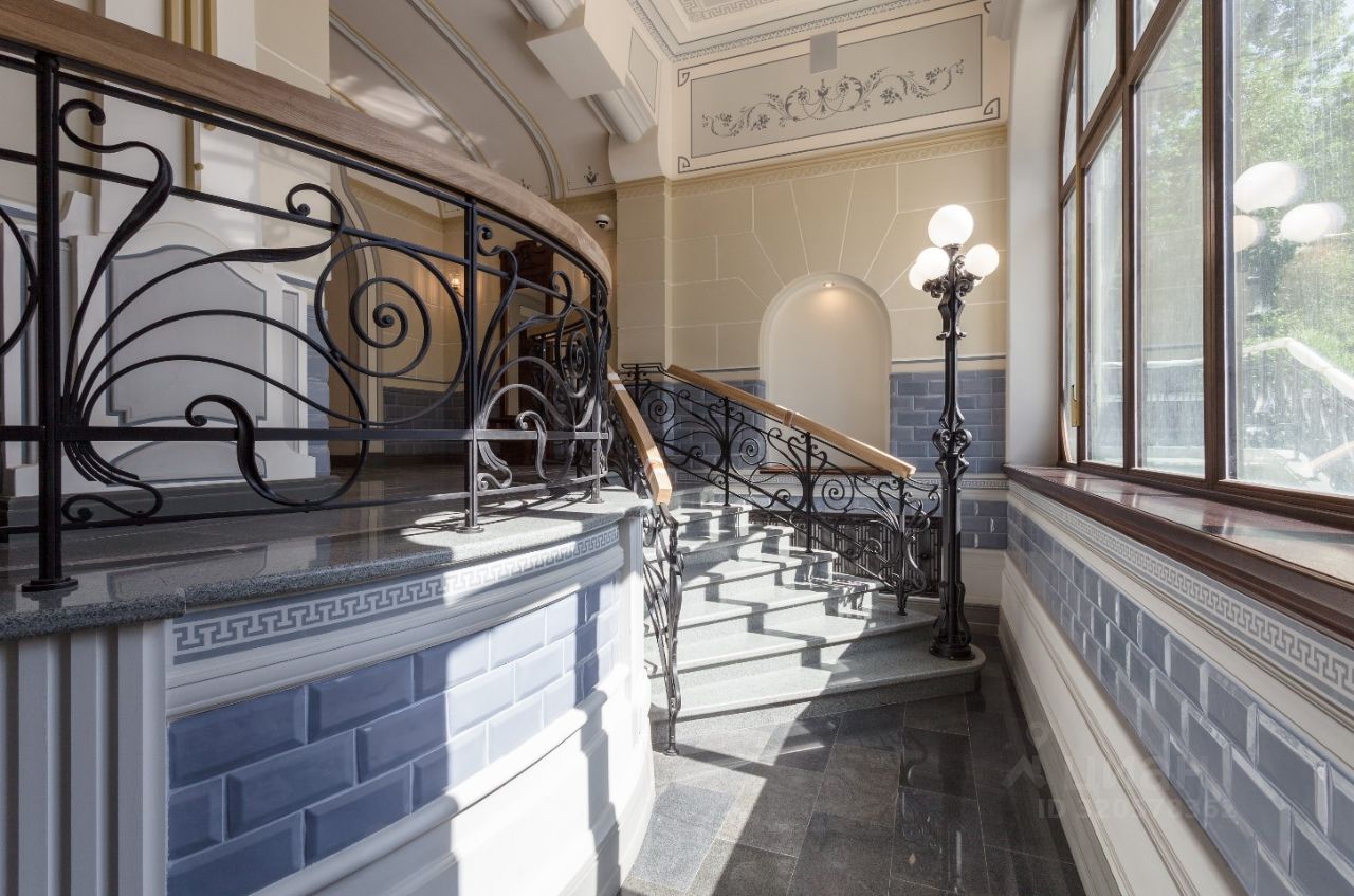 Продажа 2-комн квартиры на вторичном рынке Костромской проспект, 45