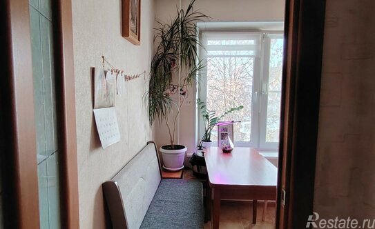 Продажа 2-комн квартиры на вторичном рынке ул Живописная,  д. 17,  к. 2