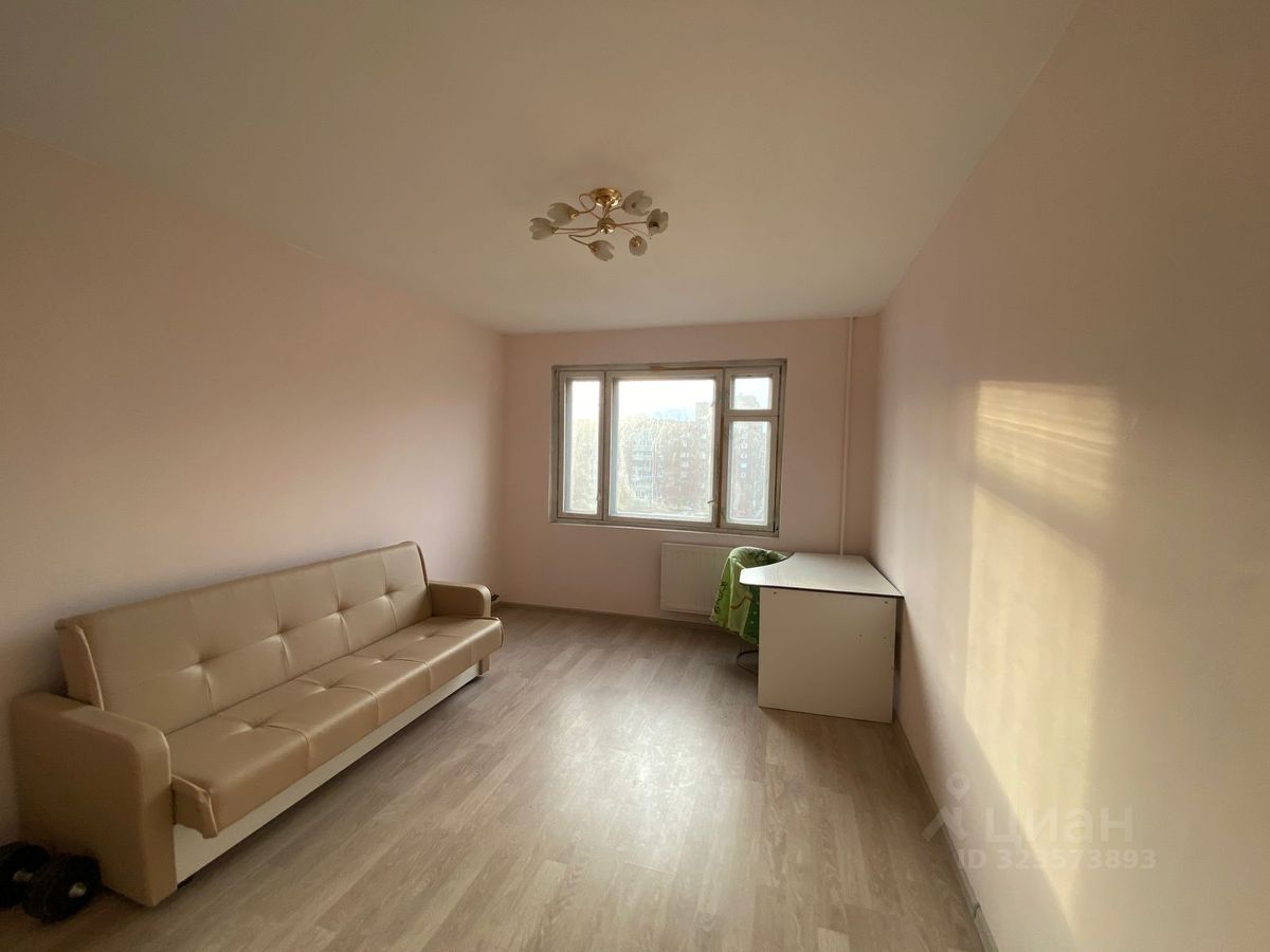 Продажа 2-комн квартиры на вторичном рынке проспект Авиаконструкторов, 11К1