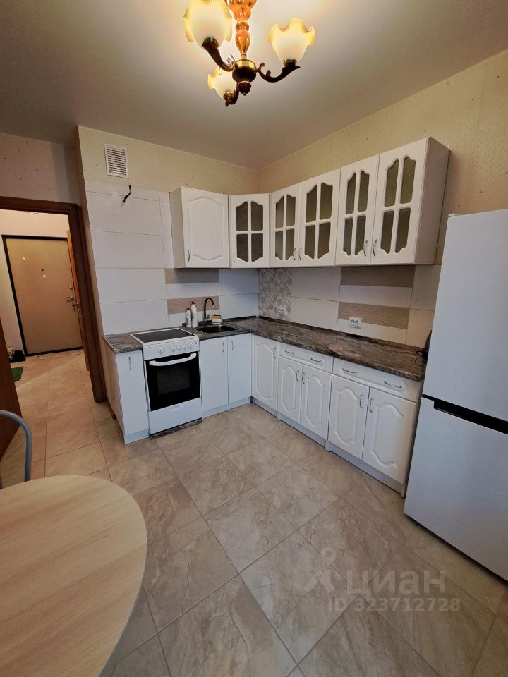 Аренда 1-комн квартиры на вторичном рынке Мурино, проспект Ручьевский, 20