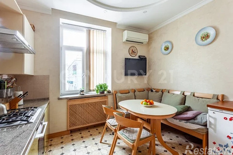 Продажа 1-комн квартиры на вторичном рынке Полоцкая ул,  д. 10