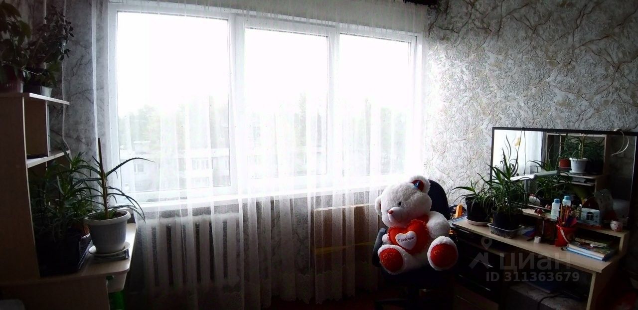Продажа 3-комн квартиры на вторичном рынке д. Лесколово, улица Красноборская, 59