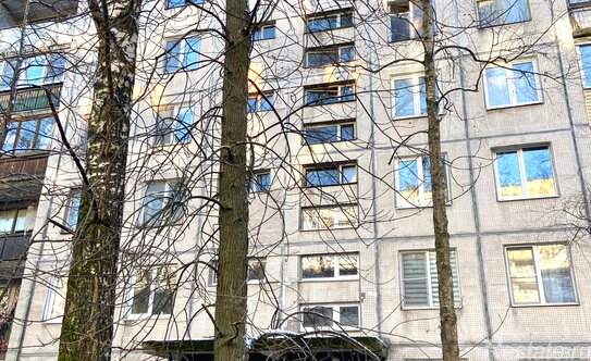 Продажа 2-комн квартиры на вторичном рынке Ступино, ул Андропова,  д. 77