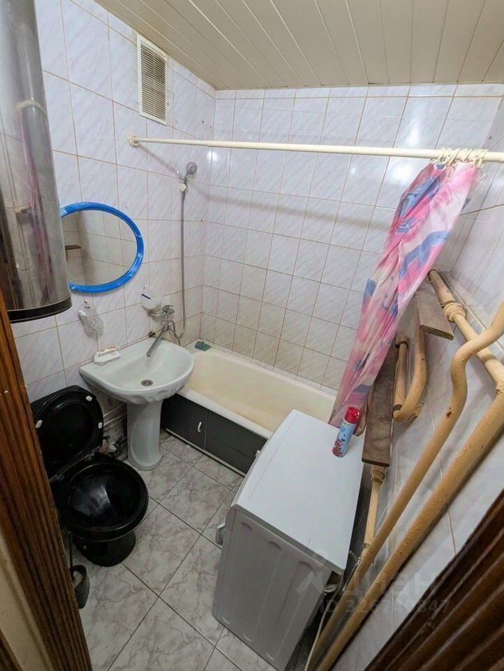Продажа 2-комн квартиры на вторичном рынке Кириши, улица Мира, 19