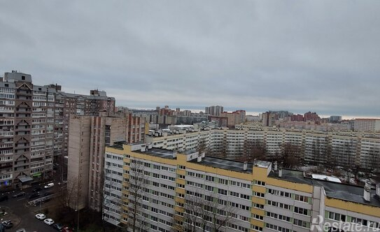 Продажа 1-комн квартиры на вторичном рынке улица Есенина,  д. 16 к1