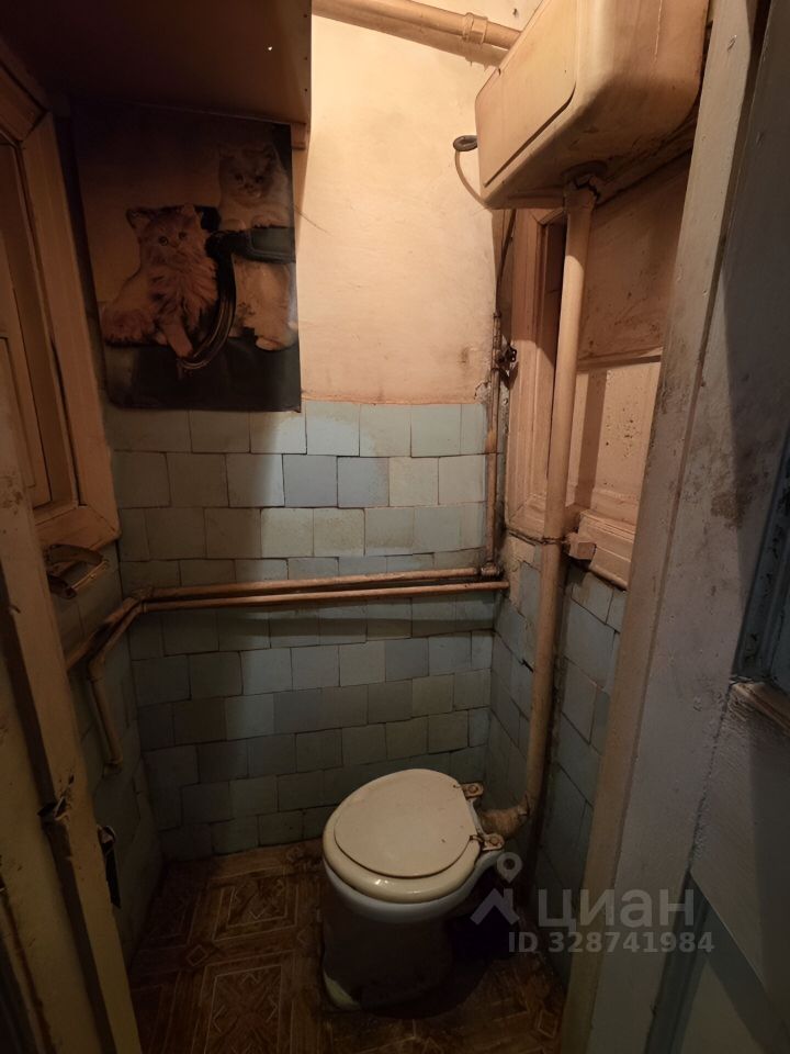 Продажа 3-комн квартиры на вторичном рынке пос. Большие Лучки, Сланцы, улица Свердлова, 4