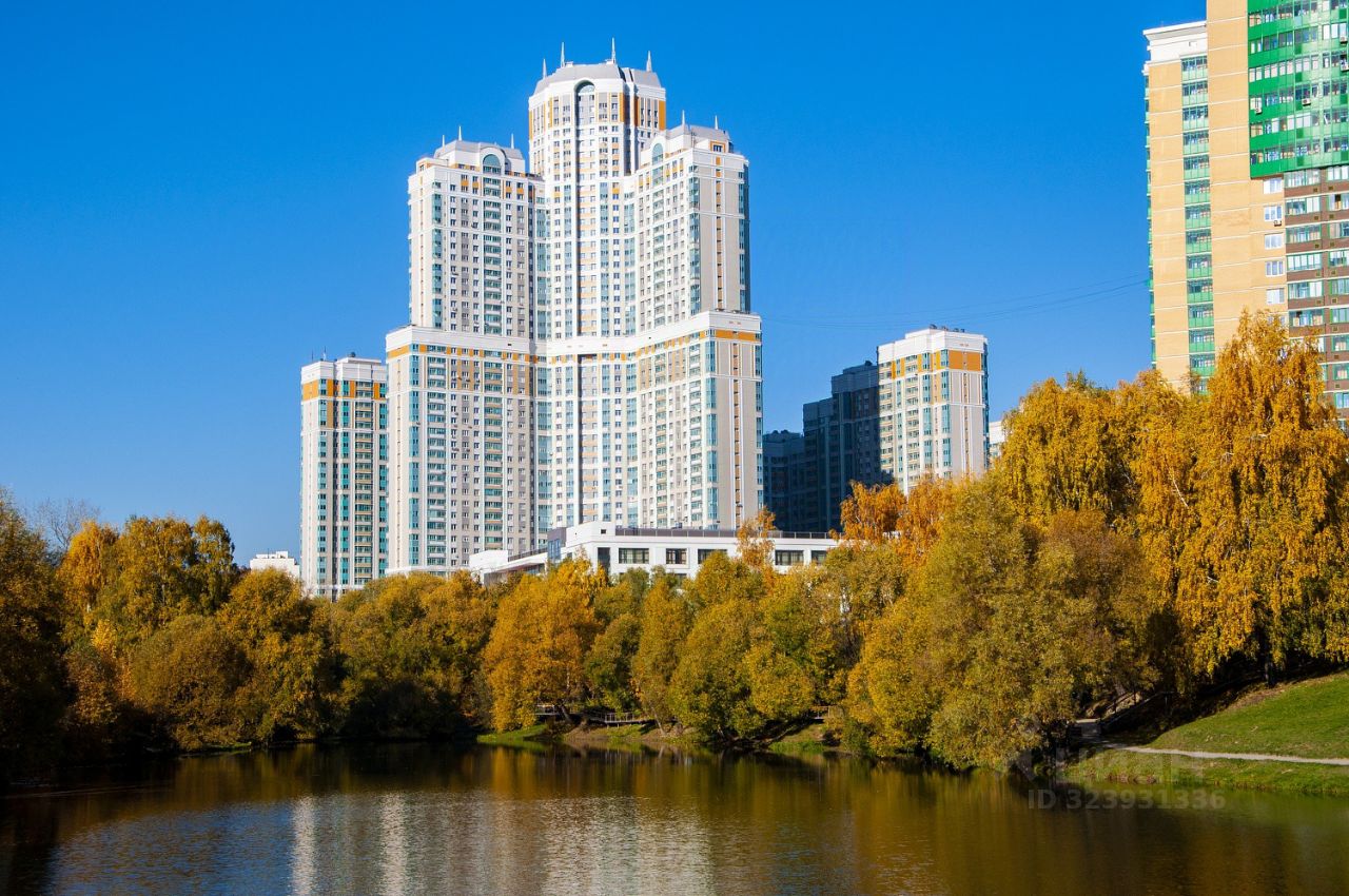 Продажа 2-комн квартиры на вторичном рынке Михневская улица, 8