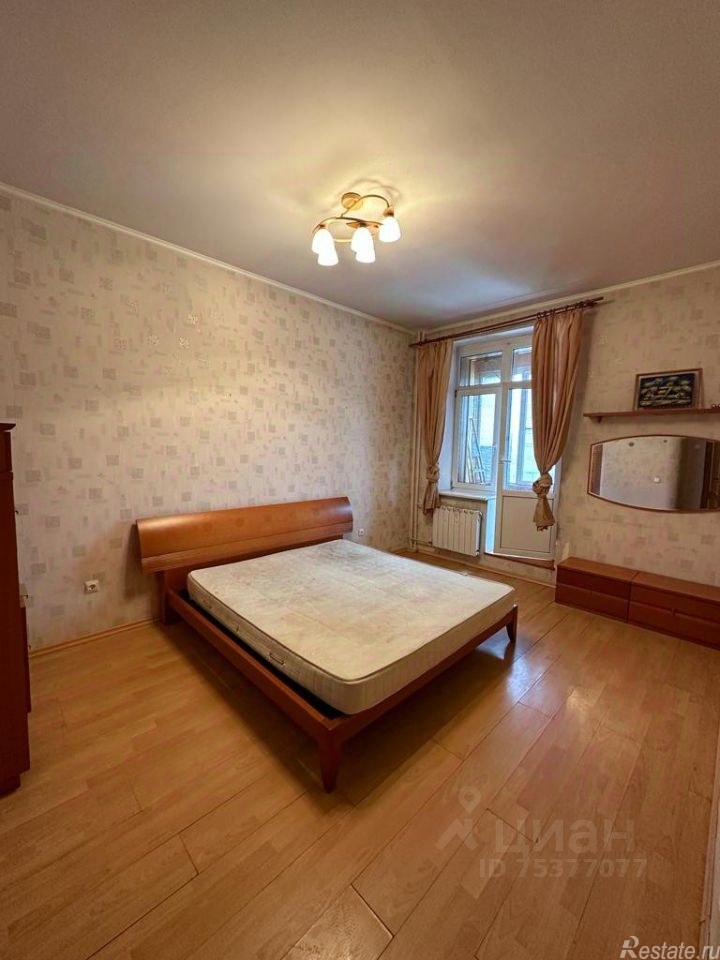 Продажа 2-комн квартиры на вторичном рынке Мытищи г, Крестьянская 3-я ул,  д. 5