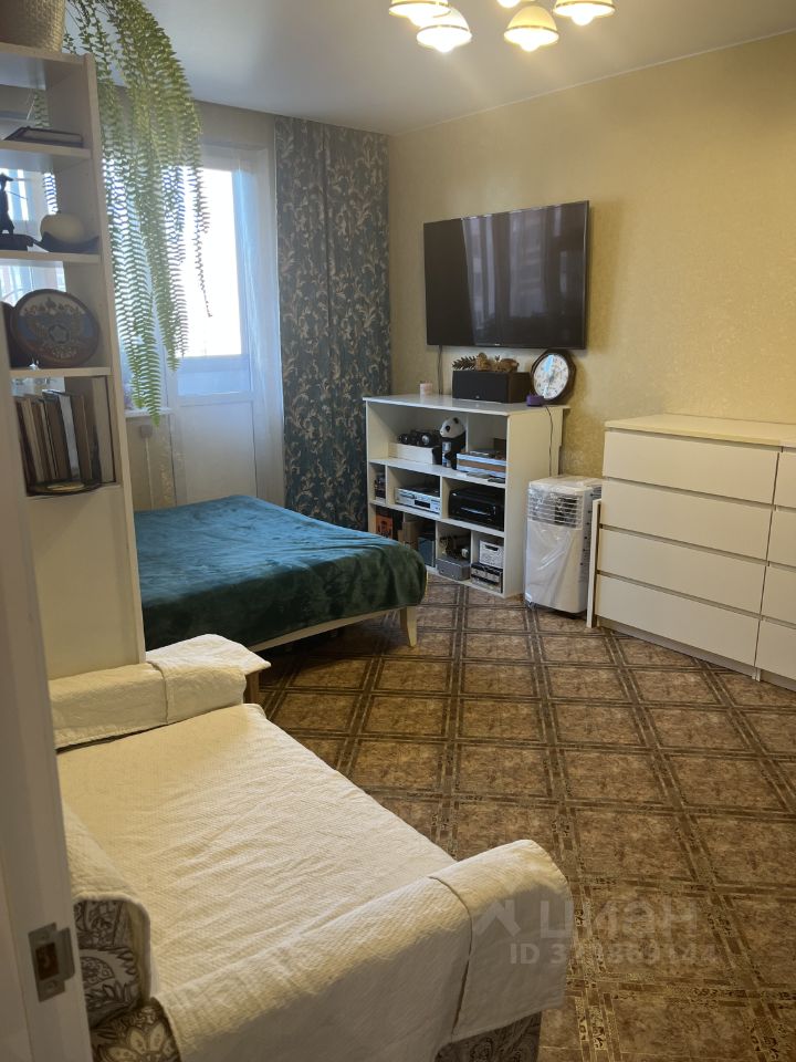 Продажа 2-комн квартиры на вторичном рынке Школьный мкр, д. Брехово,  д. к4