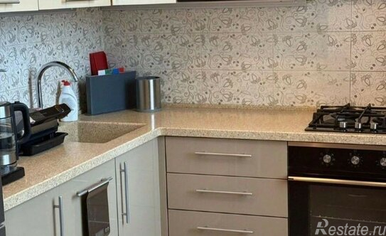 Продажа 3-комн квартиры на вторичном рынке Душинская улица,  д. 20