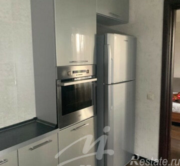 Аренда 3-комн квартиры на вторичном рынке улица Ивана Бабушкина,  д. 3