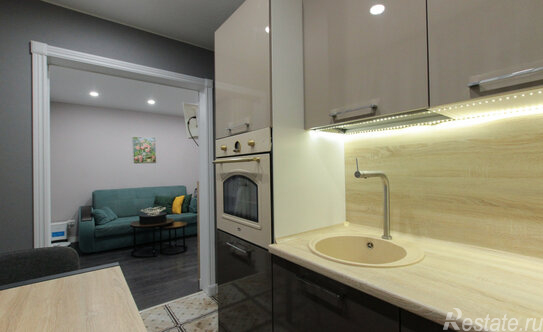 Продажа 2-комн квартиры на вторичном рынке Петра Смородина ул,  д. 4