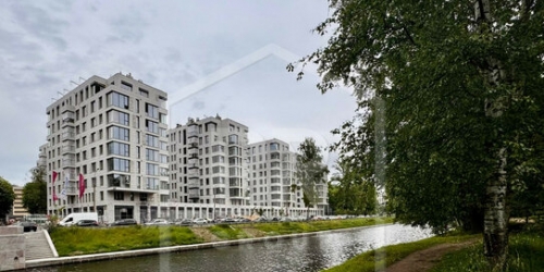 3-комн квартира наб Чёрной речки,  д. 31