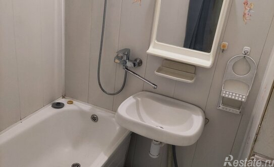 Продажа 1-комн квартиры на вторичном рынке Парковая 15-я ул,  д. 39