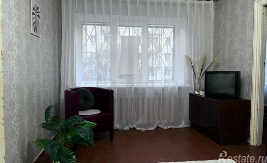 Продажа 2-комн квартиры на вторичном рынке Гатчина, ул Соборная,  д. 24б