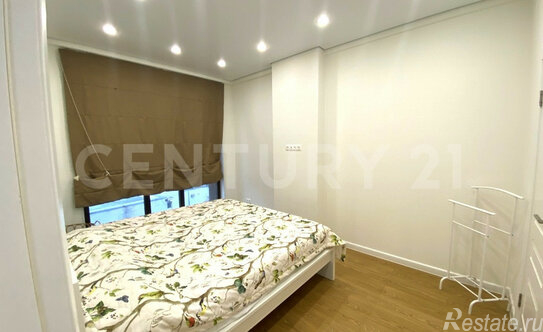 Продажа 2-комн квартиры на вторичном рынке Международная улица,  д. 15А