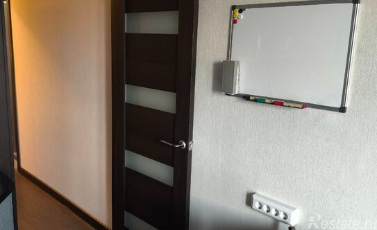 Продажа 1-комн квартиры на вторичном рынке Железнодорожный, улица Корнилаева,  д. 30