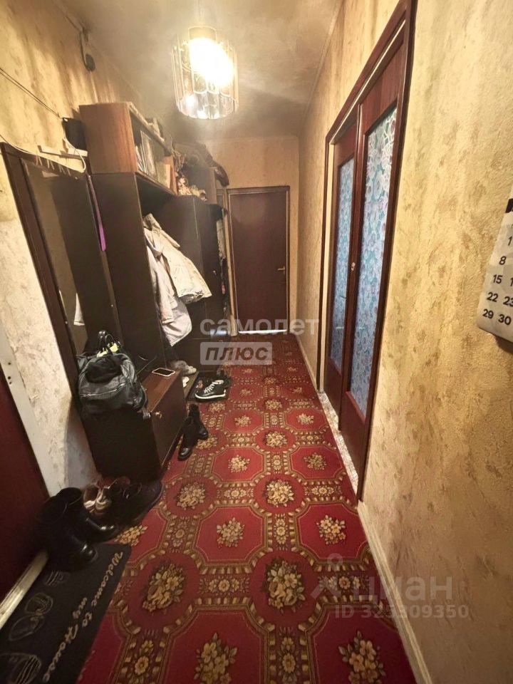 Продажа 2-комн квартиры на вторичном рынке улица Плещеева, 28