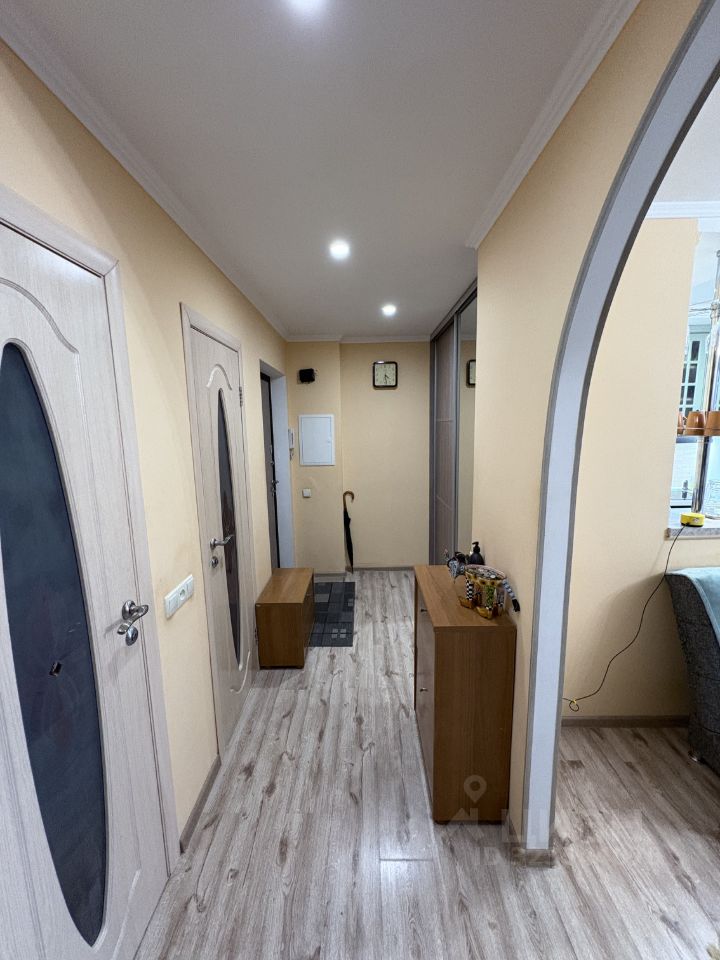 Продажа 2-комн квартиры на вторичном рынке ВНИИССОК пгт, улица Дружбы, 10