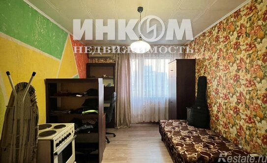 Продажа 2-комн квартиры на вторичном рынке улица Металлургов,  д. 62