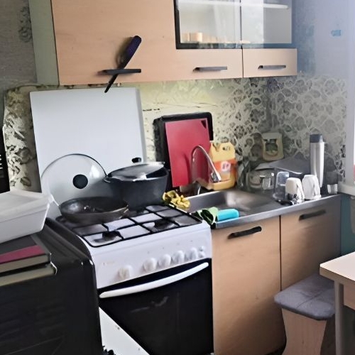 2-комн квартира пос. Володарское, 1