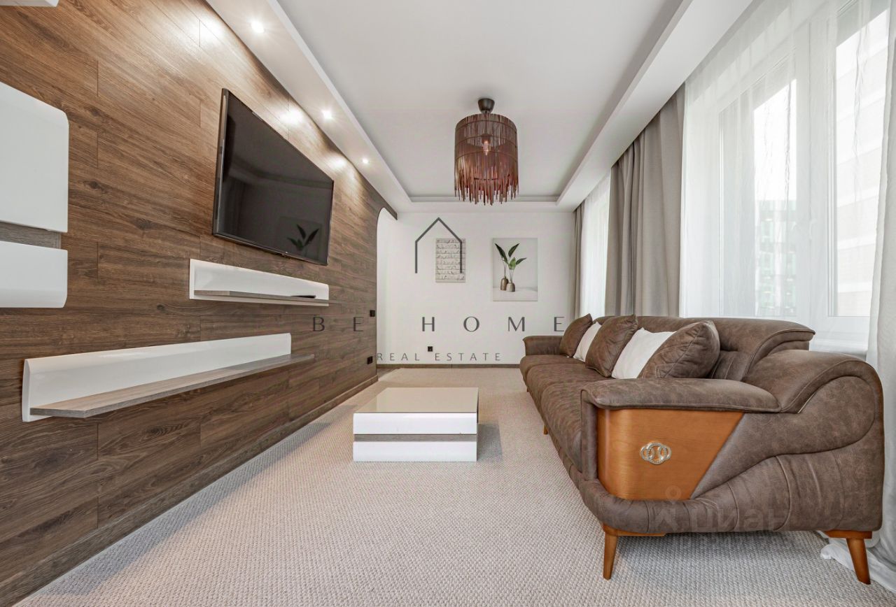 Аренда 3-комн квартиры на вторичном рынке улица Военная, 18к2