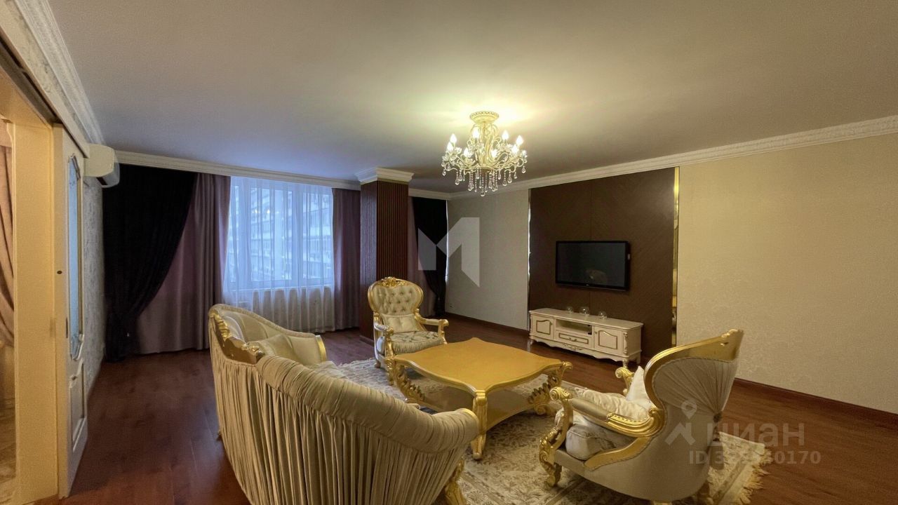 Продажа 4-комн квартиры на вторичном рынке Истринская улица, 8к3