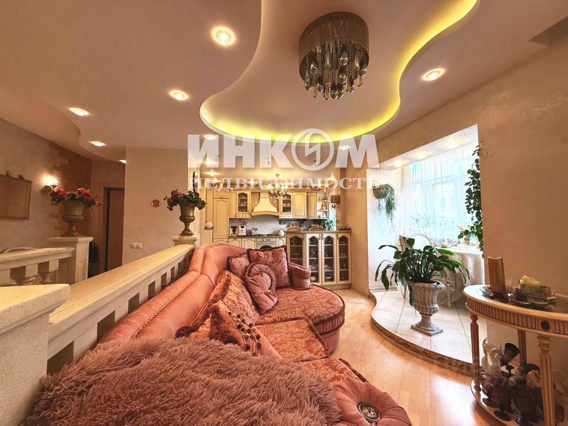 Продажа 3-комн квартиры на вторичном рынке Апрелевка, переулок Цветочный, 11