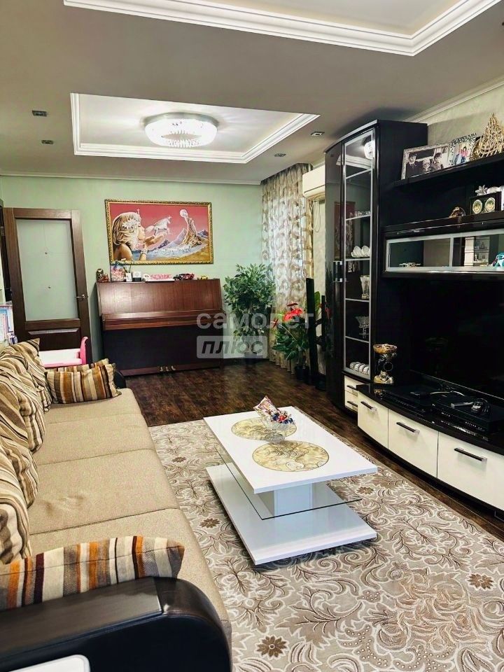 Продажа 3-комн квартиры на вторичном рынке Нижегородская улица, 88К2