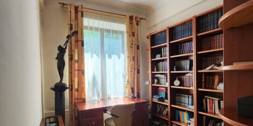 1-комн квартира Осенний б-р,  д. 6