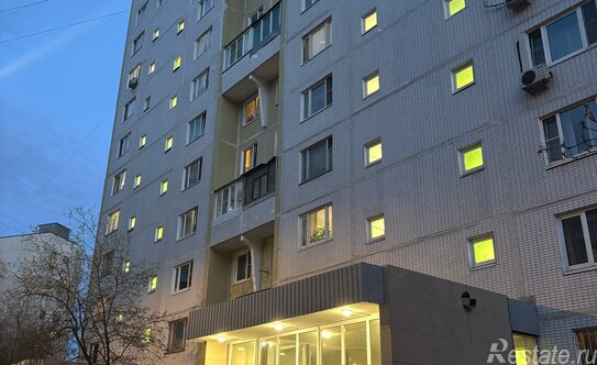 Продажа 2-комн квартиры на вторичном рынке Лебедянская улица,  д. 19