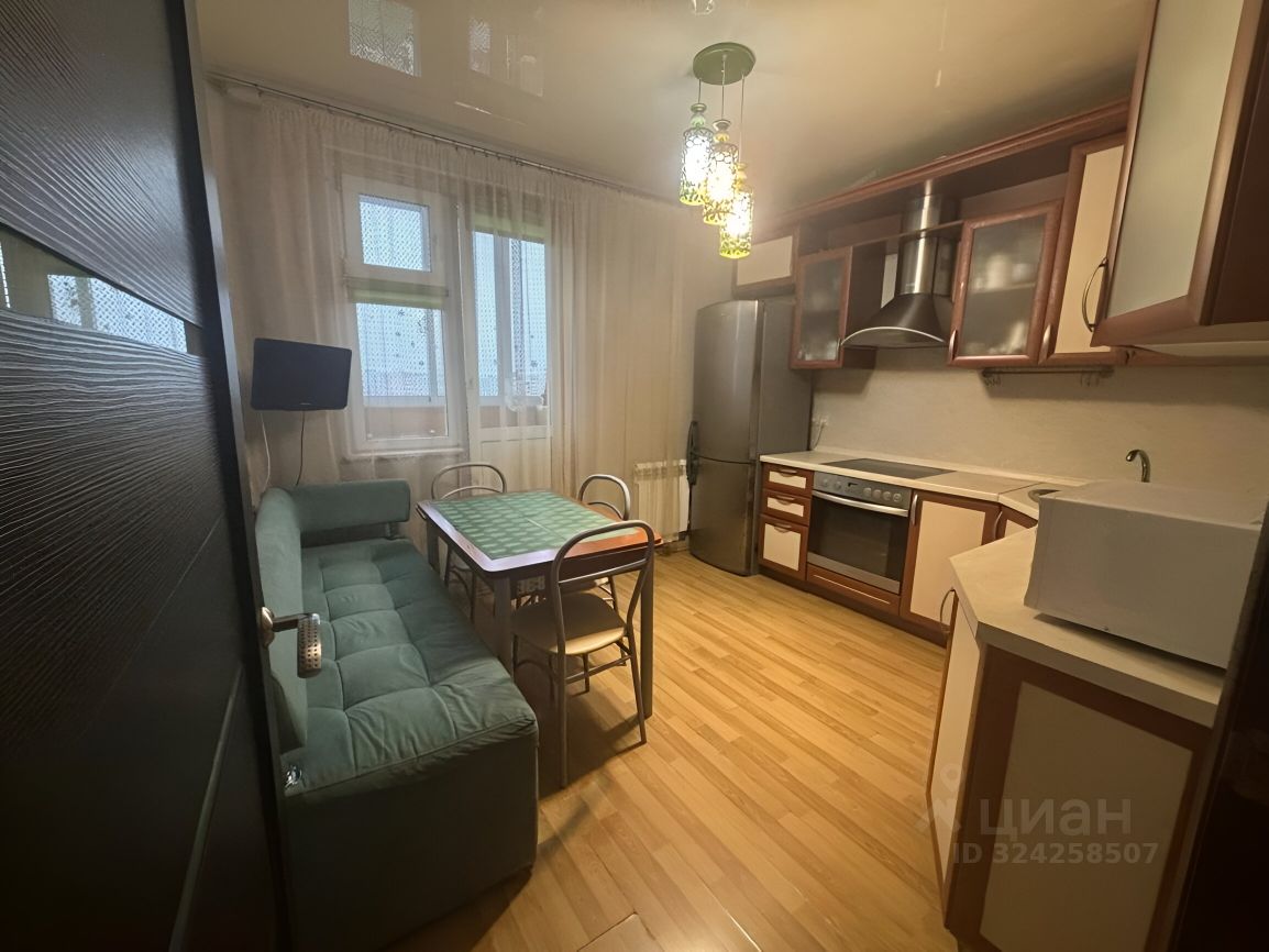 Продажа 1-комн квартиры на вторичном рынке улица Героев Панфиловцев, 9к4