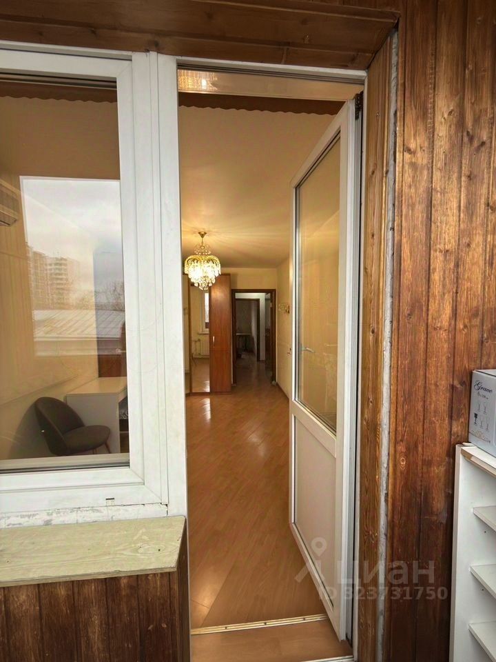 Продажа 2-комн квартиры на вторичном рынке Октябрьская улица, 33