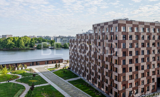 Продажа 5-комн квартиры на вторичном рынке Петровский пр-кт