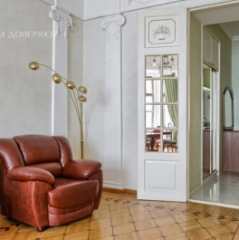 Продажа 2-комн квартиры на вторичном рынке Кирочная улица