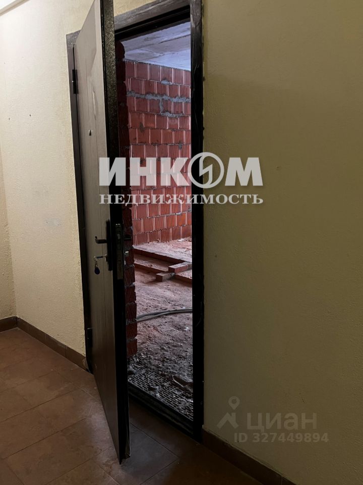 Продажа 1-комн квартиры на вторичном рынке Южный мкр, улица Батырева, 29
