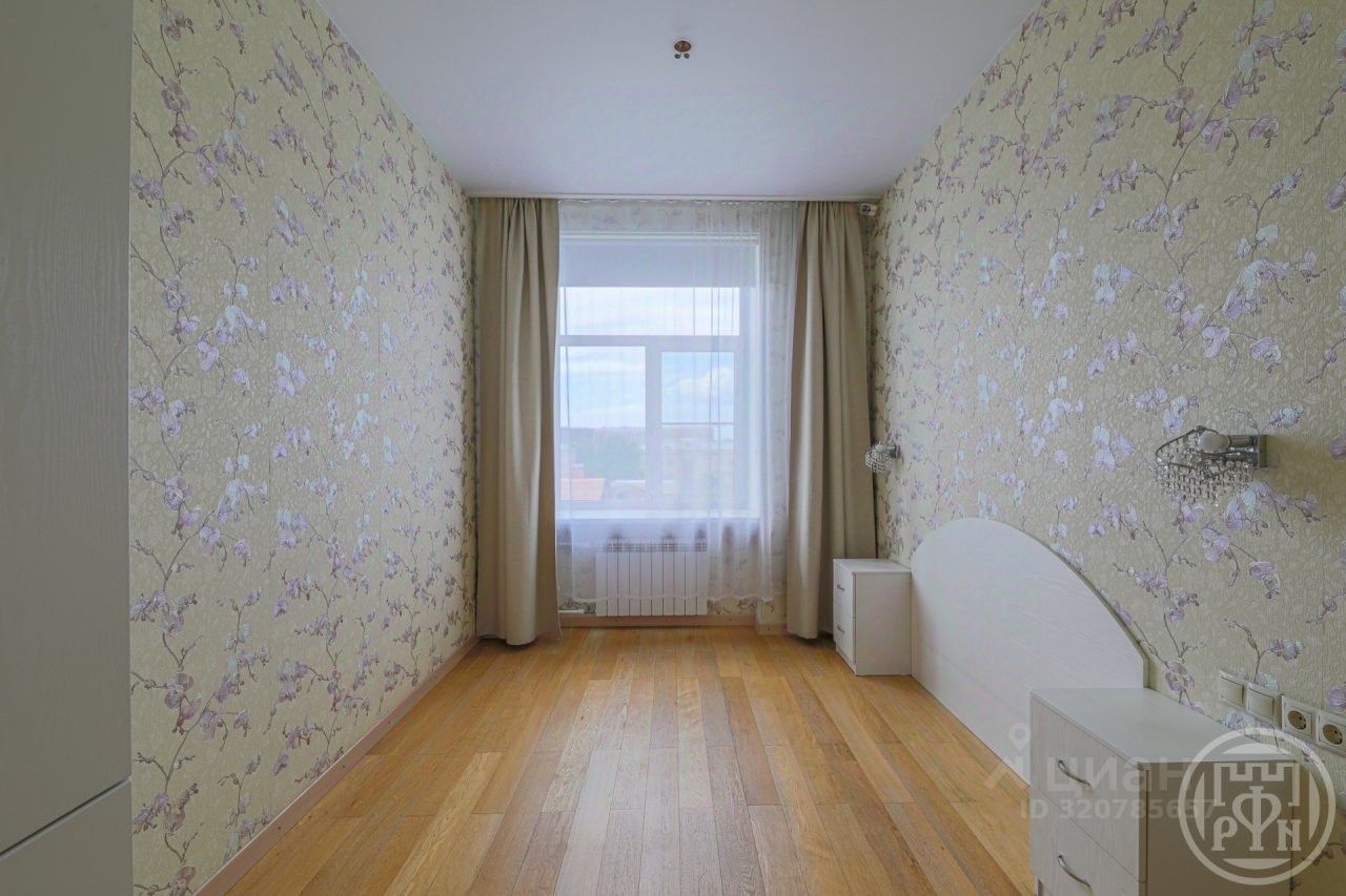 Продажа 3-комн квартиры на вторичном рынке Парголовская улица, 3