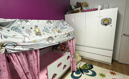 Продажа 3-комн квартиры на вторичном рынке Магеллана пр-т,  д. 31