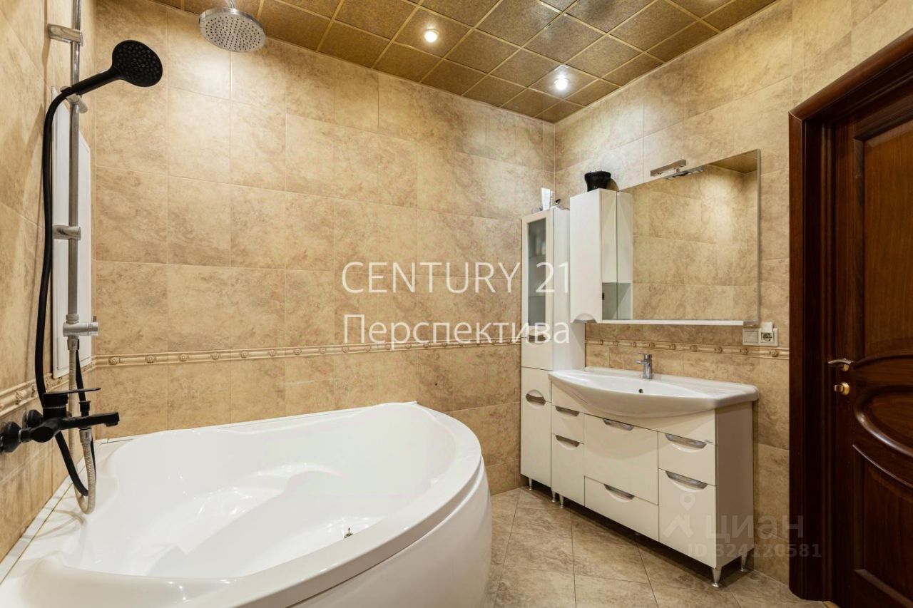 Продажа 3-комн квартиры на вторичном рынке Городок Б мкр, Люберцы, улица 3-е Почтовое Отделение, 65К1