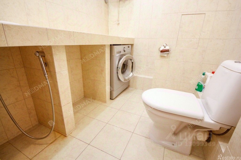 Аренда 3-комн квартиры на вторичном рынке улица Графтио,  д. 4