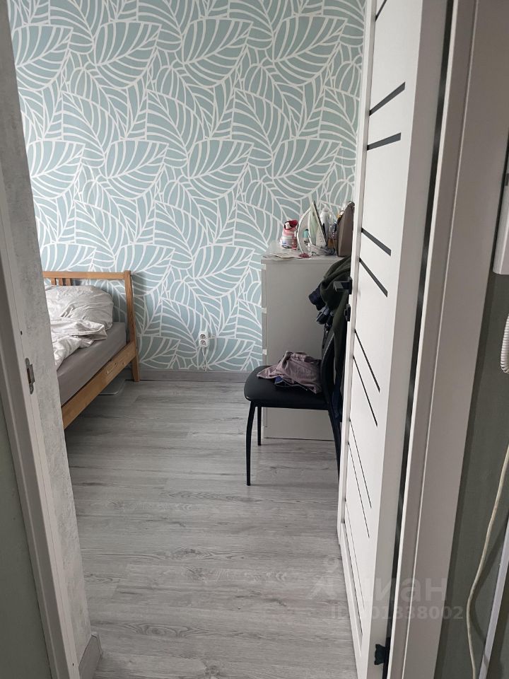 Продажа 4-комн квартиры на вторичном рынке Краснопутиловская улица, 79