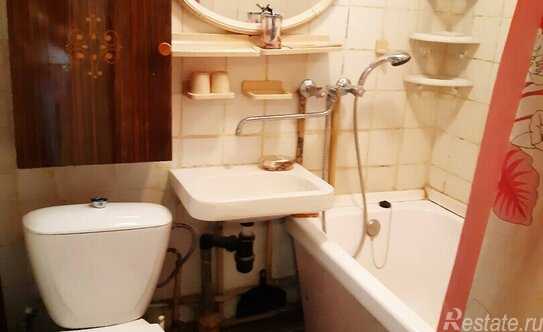 Аренда 2-комн квартиры на вторичном рынке Машиностроения 2-я ул,  д. 9