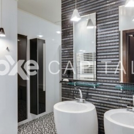 Продажа 4-комн квартиры на вторичном рынке проезд Аэропорта