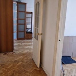 Продажа 3-комн квартиры на вторичном рынке Новинский бульвар,  д. 15