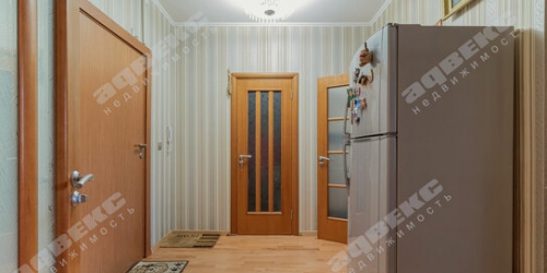 1-комн квартира улица Композиторов,  д. 18