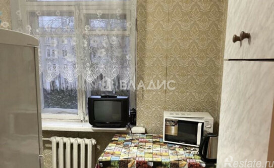 Продажа 3-комн квартиры на вторичном рынке ул Саратовская,  д. 6/2