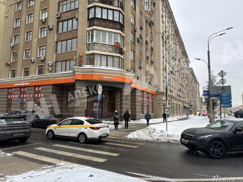 Продажа торгового помещения Валовая ул