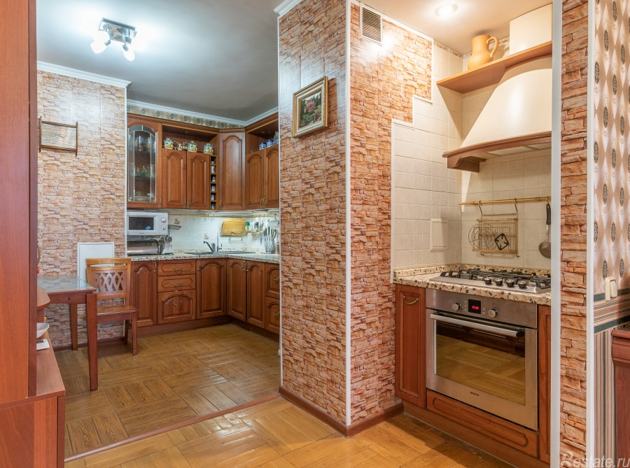 Продажа 4-комн квартиры на вторичном рынке Лыткарино, улица Степана Степанова, 4