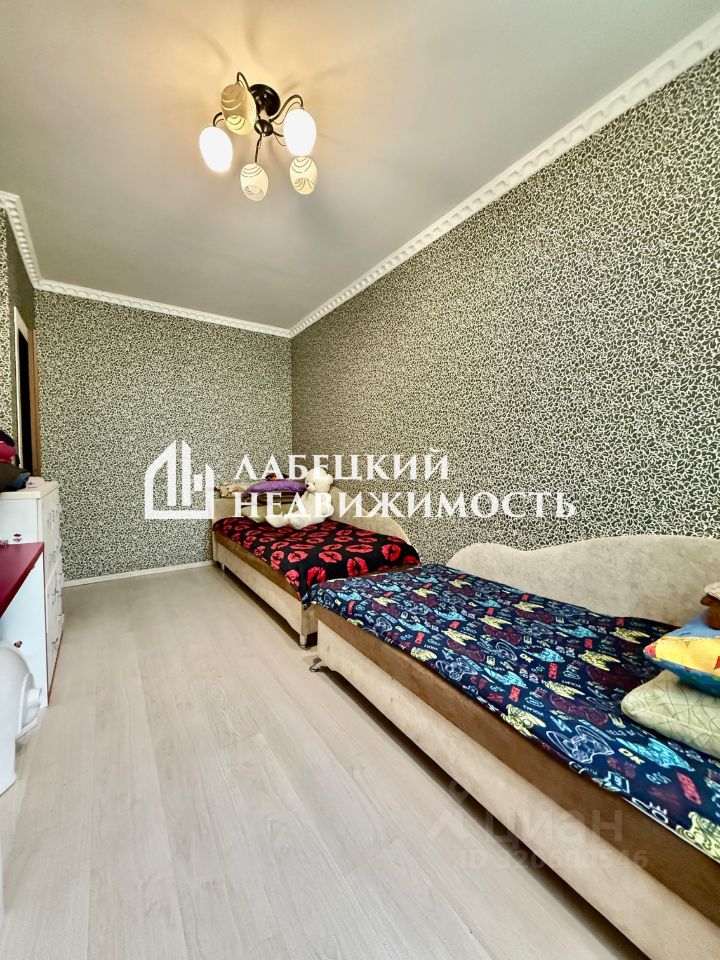 Продажа 3-комн квартиры на вторичном рынке д. Лесколово, улица Зеленая, 68